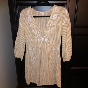 Forever 21 Embroidered V-Neck Cottagecore Dress